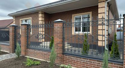 Продам дом 3-х комнатный с общей площадью 105м2, на улице Сквозная ул, г. Яблоновский, Адыгея респ., Россия, агентство Мореон Инвест. Фотография №1