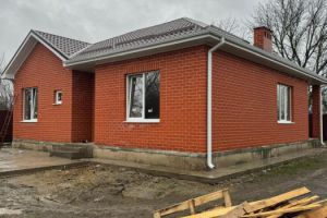 Продам дом 4-х комнатный с общей площадью 110м2, на улице Фурманова ул, г. Старомышастовская ст-ца, Краснодарский край, Россия, агентство Мореон Инвест