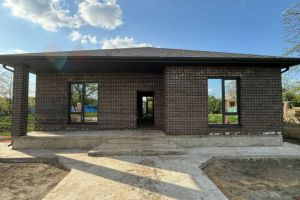 Продам дом 4-х комнатный с общей площадью 145м2, г. Старомышастовская ст-ца, Краснодарский край, Россия, агентство Мореон Инвест