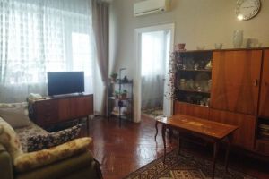 Продам квартиру 3-х комнатную с общей площадью 58.2м2, 5/5 эт., на улице Им  пархоменко ул, Центральный район, г. Волгоград, Волгоградская обл., Россия, агентство Агентство недвижимости "Партнёр"