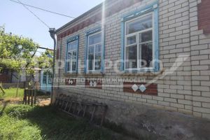 Продам дом 4-х комнатный с общей площадью 43.9м2, г. Ильский, Краснодарский край, Россия, агентство АН "Партнерство"