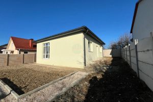 Продам дом 3-х комнатный с общей площадью 85м2, г. Ст металлист, Крым авт. респ., Россия, агентство InVita Realty