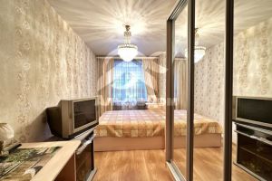 Продам квартиру 2-х комнатную с общей площадью 43.7м2, 2/5 эт., на улице Калмыкова, Металлургический район район, г. Челябинск, Челябинская обл., Россия, агентство Центр недвижимости и Ипотеки "АльфаДом"