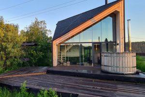 Продам дом 2-х комнатный с общей площадью 95.9м2, на улице Садовая ул, г. Ялгуба, Карелия респ., Россия, агентство Интернет-партнер