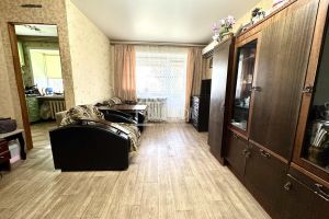 Продам квартиру 2-х комнатную с общей площадью 43.4м2, 4/4 эт., на улице Нестерова, г. Ахтубинск, Астраханская обл., Россия, агентство Ваш Дом