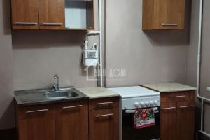 Продам квартиру 2-х комнатную с общей площадью 38.5м2, 3/5 эт., на улице Грибоедова, г. Ахтубинск, Астраханская обл., Россия, агентство Ваш Дом