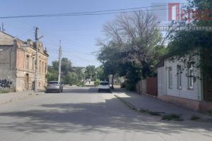 Продам офисное помещение с общей площадью 135.7м2, на улице Набережная 1 Мая, г. Астрахань, Астраханская обл., Россия, агентство Первоздание