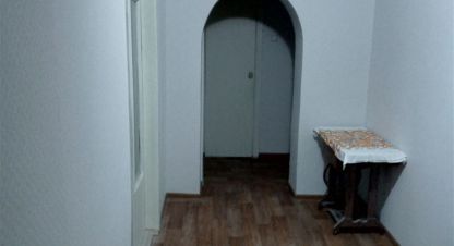 Продам квартиру 3-х комнатную с общей площадью 68.9м2, 5/9 эт., на улице Калинина, г. Невинномысск, Ставропольский край, Россия, агентство Сервис по недвижимости ИМЛС. Фотография №1