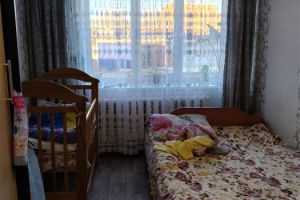 Продам квартиру 2-х комнатную с общей площадью 52.2м2, 1/2 эт., на улице Каманина, г. Каракулино, Удмуртия респ., Россия, агентство Сервис по недвижимости ИМЛС