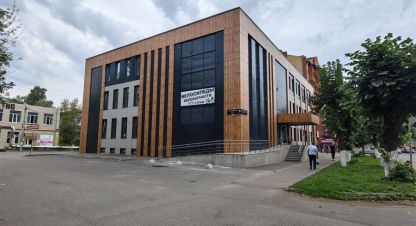 Сдам офисное помещение с общей площадью 580м2, на улице Красноармейское шоссе, г. Вязьма, Смоленская обл., Россия, агентство Сервис по недвижимости ИМЛС. Фотография №1