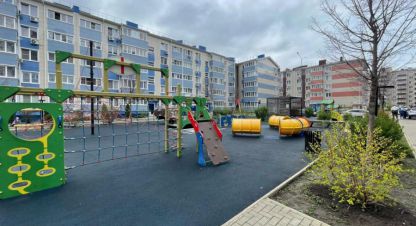 Продам квартиру 2-х комнатную с общей площадью 60.48м2, 3/8 эт., на улице Им  краеведа соловьёва в а  ул, Прикубанский окр район, г. Краснодар, Краснодарский край, Россия, агентство Аурус-Риэлт. Фотография №1