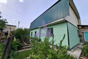 Продам дом с общей площадью 100м2, на улице Славгородская, Железнодорожный район, г. Барнаул, Алтайский край, Россия, агентство АН Династия 24