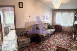 Продам квартиру 4-х комнатную с общей площадью 78м2, 4/9 эт., на улице Солнечная Поляна, Ленинский район, г. Барнаул, Алтайский край, Россия, агентство АН Династия 24