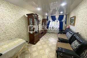 Продам квартиру 2-х комнатную с общей площадью 43м2, 2/5 эт., на улице Костромская, г. Приволжск, Ивановская обл., Россия, агентство Вектор