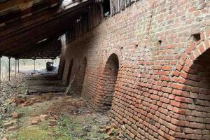 Продам производственно-складское помещение с общей площадью 2361м2, на улице Центральна, г. Сары, Полтавская обл., Украина, агентство Aspo.biz