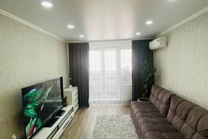 Продам квартиру 1 комнатную с общей площадью 44м2, 9/17 эт., на улице Н с ермакова (центральный) пр-кт, Центральный район, г. Новокузнецк, Кемеровская обл., Россия, агентство Интернет-партнер