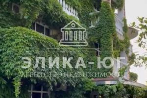 Продам торговое помещение с общей площадью 950м2, на улице Полевая, г. Пгт джубга, Краснодарский край, Россия, агентство АН "Солнечный берег"