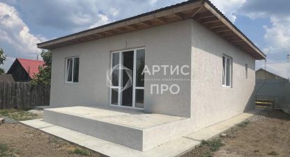 Продам дом 4-х комнатный с общей площадью 90м2, на улице Комсомольская, г. Бобровский, Свердловская обл., Россия, агентство Артис Про. Фотография №1