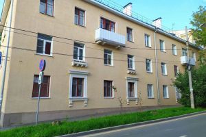 Продам квартиру 1 комнатную с общей площадью 42.2м2, 1/3 эт., на улице Ярославская, г. Нижний Новгород, Нижегородская обл., Россия, агентство JCat
