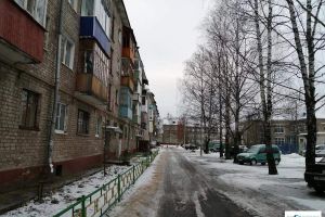 Продам квартиру 2-х комнатную с общей площадью 49.3м2, 5/5 эт., на улице Ленина пр-кт, г. Коряжма, Архангельская обл., Россия, агентство JCat