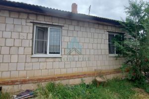 Продам дом 4-х комнатный с общей площадью 50м2, на улице 3-я заречная, г. Астрахань, Астраханская обл., Россия, агентство АН Доверие