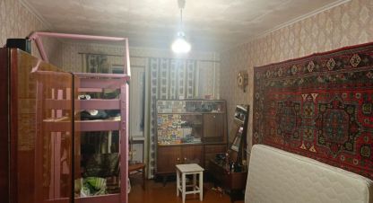 Продам квартиру 1 комнатную с общей площадью 29.3м2, 3/5 эт., на улице Им  землянского ул, Центральный район, г. Волгоград, Волгоградская обл., Россия, агентство Агентство недвижимости Партнёр. Фотография №1
