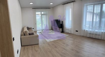 Продам дом с общей площадью 140м2, на улице Малахова, Ленинский район, г. Барнаул, Алтайский край, Россия, агентство АН Династия 24. Фотография №1