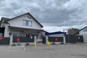 Продам торговое помещение с общей площадью 400м2, на улице Гагаріна, г. Бохоники , Винницкая обл., Украина, агентство Aspo.biz
