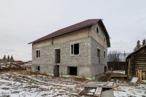 Продам дом 5-ти комнатный с общей площадью 135м2, на улице Берегового, г. Княжево, Тюменская обл., Россия, агентство JCat