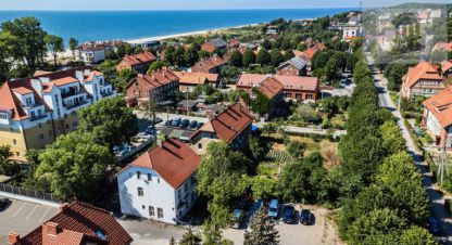 Продам квартиру 4-х комнатную с общей площадью 84.1м2, 2/2 эт., на улице Советская ул, г. Янтарный, Калининградская обл., Россия, агентство ООО Базис-Недвижимость. Фотография №1