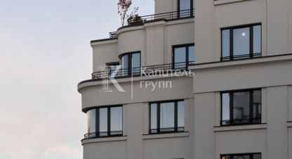 Продам квартиру 2-х комнатную с общей площадью 99.2м2, 2/9 эт., на улице Печерская, г. Екатеринбург, Свердловская обл., Россия, агентство Капитель групп. Фотография №1