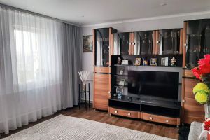 Продам дом 4-х комнатный с общей площадью 52.5м2, на улице Черняховского, г. Белгород, Белгородская обл., Россия, агентство JCat