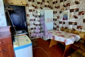 Продам комнату с общей площадью 18м2, 4/4 эт., на улице Депутатская, г. Новоалтайск, Алтайский край, Россия, агентство АН Династия 24