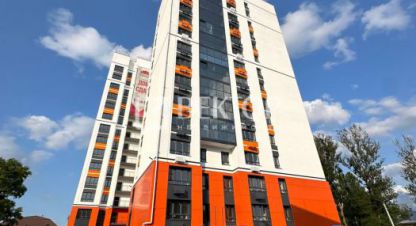 Продам квартиру 3-х комнатную с общей площадью 95.7м2, 15/15 эт., на улице Старая костромская, Фрунзенский район, г. Ярославль, Ярославская обл., Россия, агентство Вектор. Фотография №1