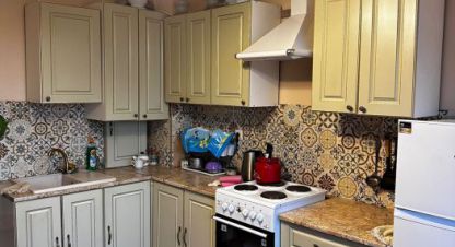Продам квартиру 1 комнатную с общей площадью 34.9м2, 3/4 эт., на улице Парковая ул, Московский район, г. Калининград, Калининградская обл., Россия, агентство ООО Базис-Недвижимость. Фотография №1
