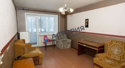 Продам квартиру 3-х комнатную с общей площадью 58.4м2, 2/5 эт., на улице Емельянова ул, Щекинский район, г. Щёкино, Тульская обл., Россия, агентство АН Астория. Фотография №1