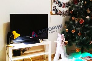 Продам квартиру 2-х комнатную с общей площадью 43м2, 2/2 эт., на улице Свободы, Щекинский район, г. Щёкино, Тульская обл., Россия, агентство АН Астория