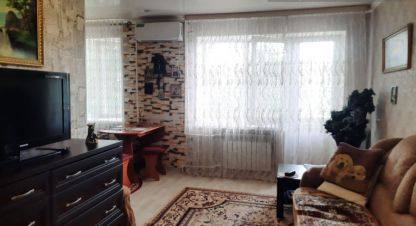 Продам квартиру 1 комнатную с общей площадью 29.7м2, 4/5 эт., на улице Капитана краснова, Трусовский район, г. Астрахань, Астраханская обл., Россия, агентство Первоздание. Фотография №1