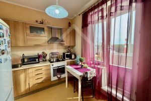 Продам квартиру 1 комнатную с общей площадью 38м2, 8/16 эт., на улице Вилора Трифонова, г. Красногорск, Московская обл., Россия, агентство ООО «АН «Эстер»