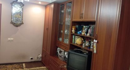 Продам квартиру 2-х комнатную с общей площадью 49м2, 1/5 эт., на улице Новая, Швейная фирма район, г. Курган, Курганская обл., Россия, агентство Домовой45. Фотография №1