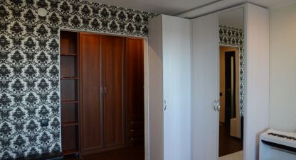 Купить квартиру 2-х комнатную, 47.6 кв. м., Россия, г. Курган. Фотография №9