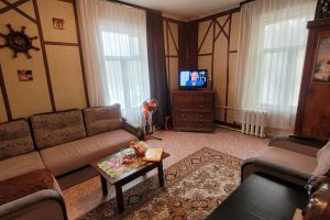 Продам квартиру 1 комнатную с общей площадью 29.8м2, 2/2 эт., на улице Пушкина, Центральный район, г. Курган, Курганская обл., Россия, агентство Домовой45