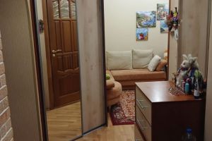 Продам квартиру 3-х комнатную с общей площадью 62.7м2, 2/5 эт., на улице Володарского, Центральный район, г. Курган, Курганская обл., Россия, агентство Домовой45
