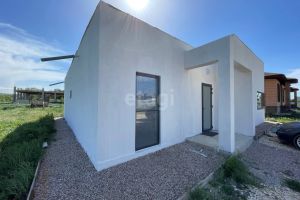 Продам дом с общей площадью 120.4м2, Симферопольский , мирновское сельское поселен район, г. Белоглинка , Крым авт. респ., Россия, агентство Этажи Симферополь
