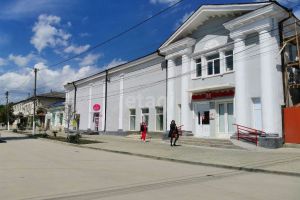 Продам торговое помещение с общей площадью 75м2, на улице Луначарского, г. Белогорск (белогорский), Крым авт. респ., Россия, агентство Этажи Симферополь