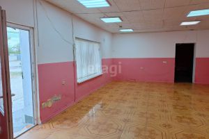 Сдам торговое помещение с общей площадью 62м2, на улице Лесная, Симферопольский район, г. Симферополь , Крым авт. респ., Россия, агентство Этажи Симферополь