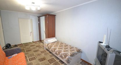 Купить квартиру 2-х комнатную, 42.8 кв. м., Россия, г. Череповец. Фотография №8