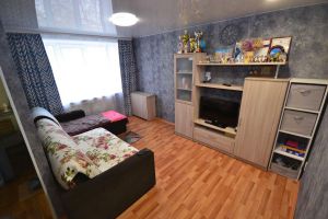 Продам квартиру 2-х комнатную с общей площадью 41м2, 2/5 эт., на улице Максима горького, г. Череповец, Вологодская обл., Россия, агентство Самолет Плюс I Череповец