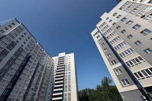 Продам квартиру 3-х комнатную с общей площадью 79.8м2, 2/16 эт., на улице Максима горького, г. Череповец, Вологодская обл., Россия, агентство Самолет Плюс I Череповец