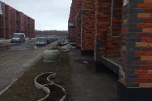 Продам квартиру 1 комнатную с общей площадью 35м2, 2/3 эт., на улице Фестивальная, г. Нежинка, Оренбургская обл., Россия, агентство ЦН "Авега"
